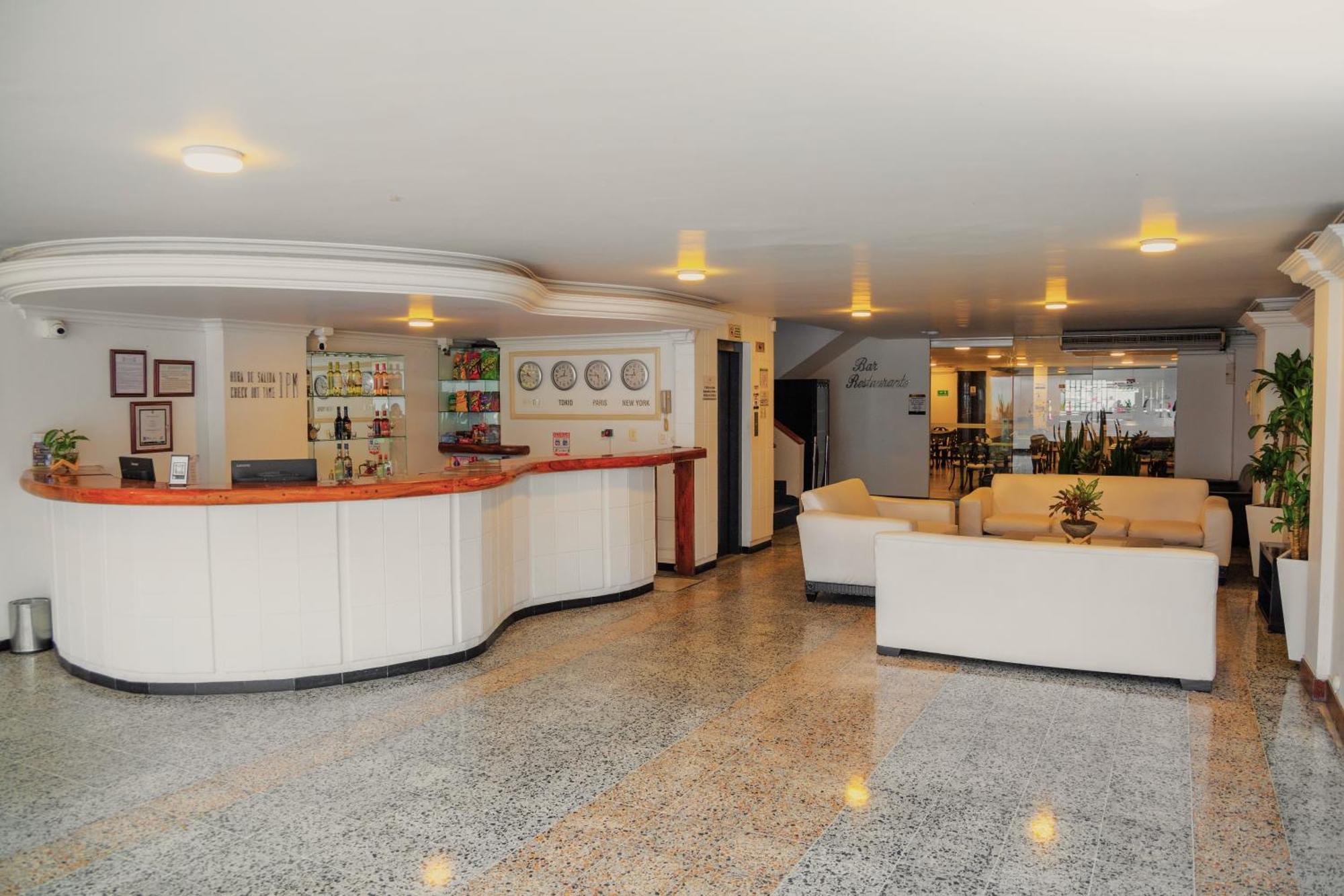 Tama Hotel Granada Real Cali Exterior photo