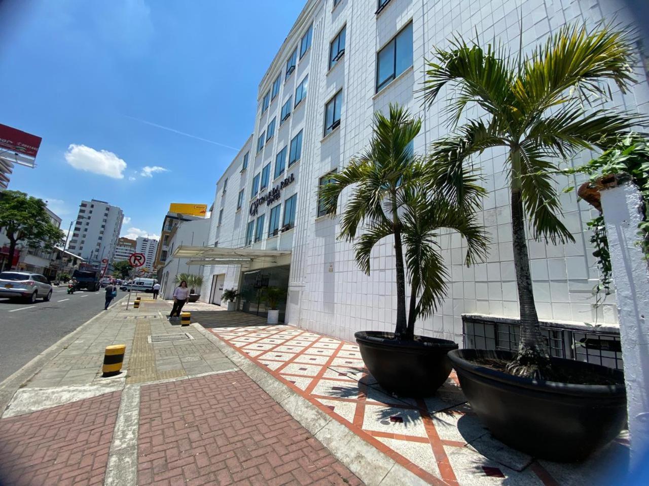 Tama Hotel Granada Real Cali Exterior photo